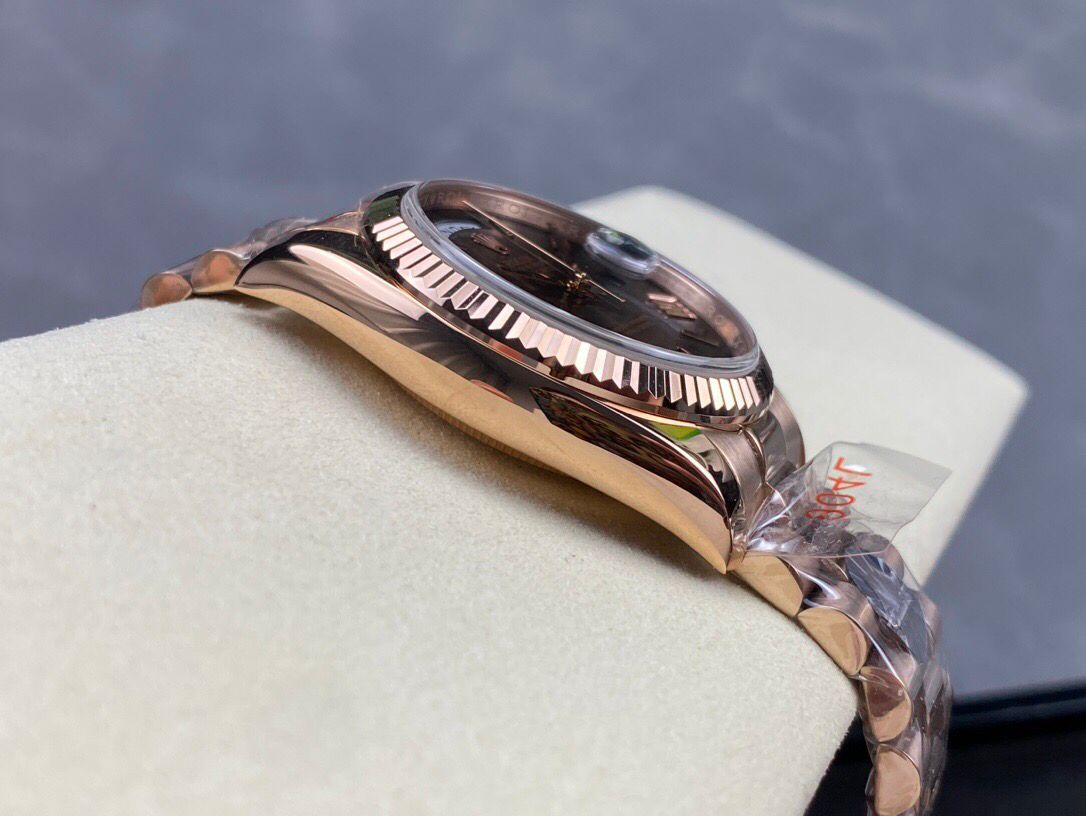 Luxury watches for men