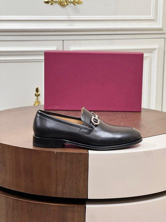 Moccasin with Gancini ornament