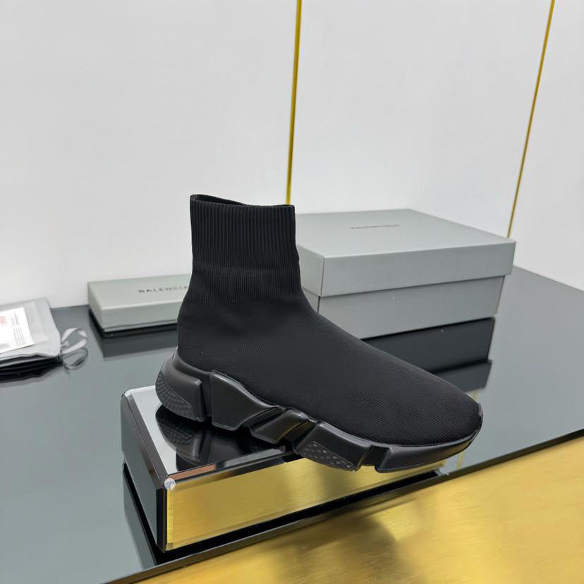 Speed 2.0 Recycled Knit Sneaker