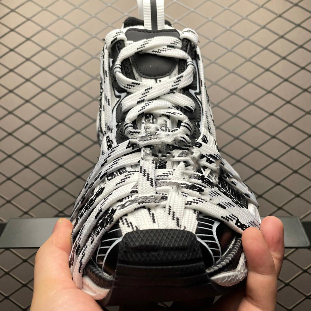 3xl Extreme Laces Logo Sneaker