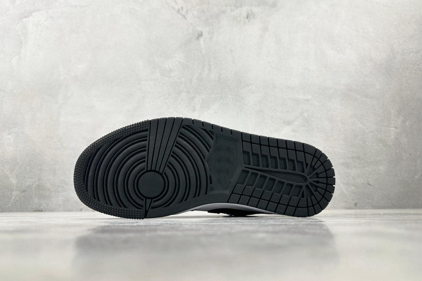 women's embroidered sneakers