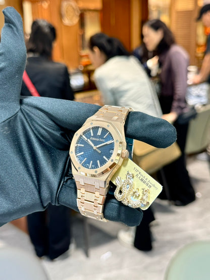 High-end luxury men's watches