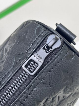 M20900 Black (embossed)