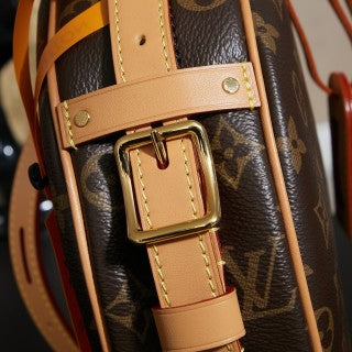 Exclusive first model M45647