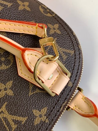 𝐌𝟓𝟑𝟏𝟓𝟐