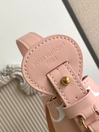 𝐌𝟏𝟒𝟑𝟓𝟔LV