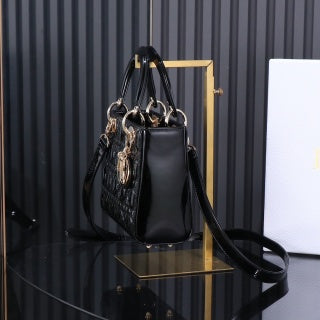 Original leather Lady Dior four-grid black patent leather