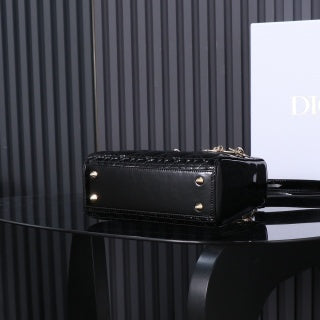 Original leather Lady Dior four-grid black patent leather