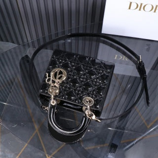 Original leather Lady Dior four-grid black patent leather